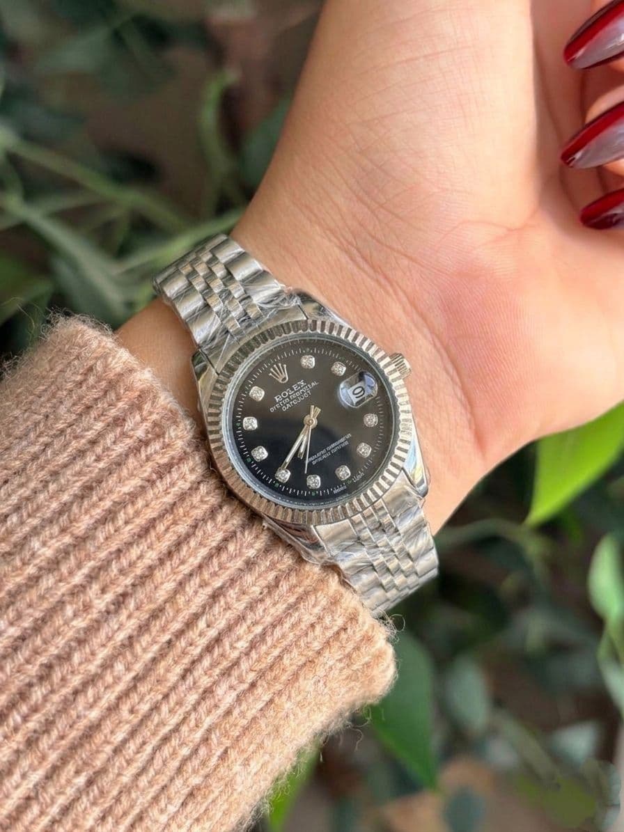 Rolex-Style Gold-Tone Dress Watch