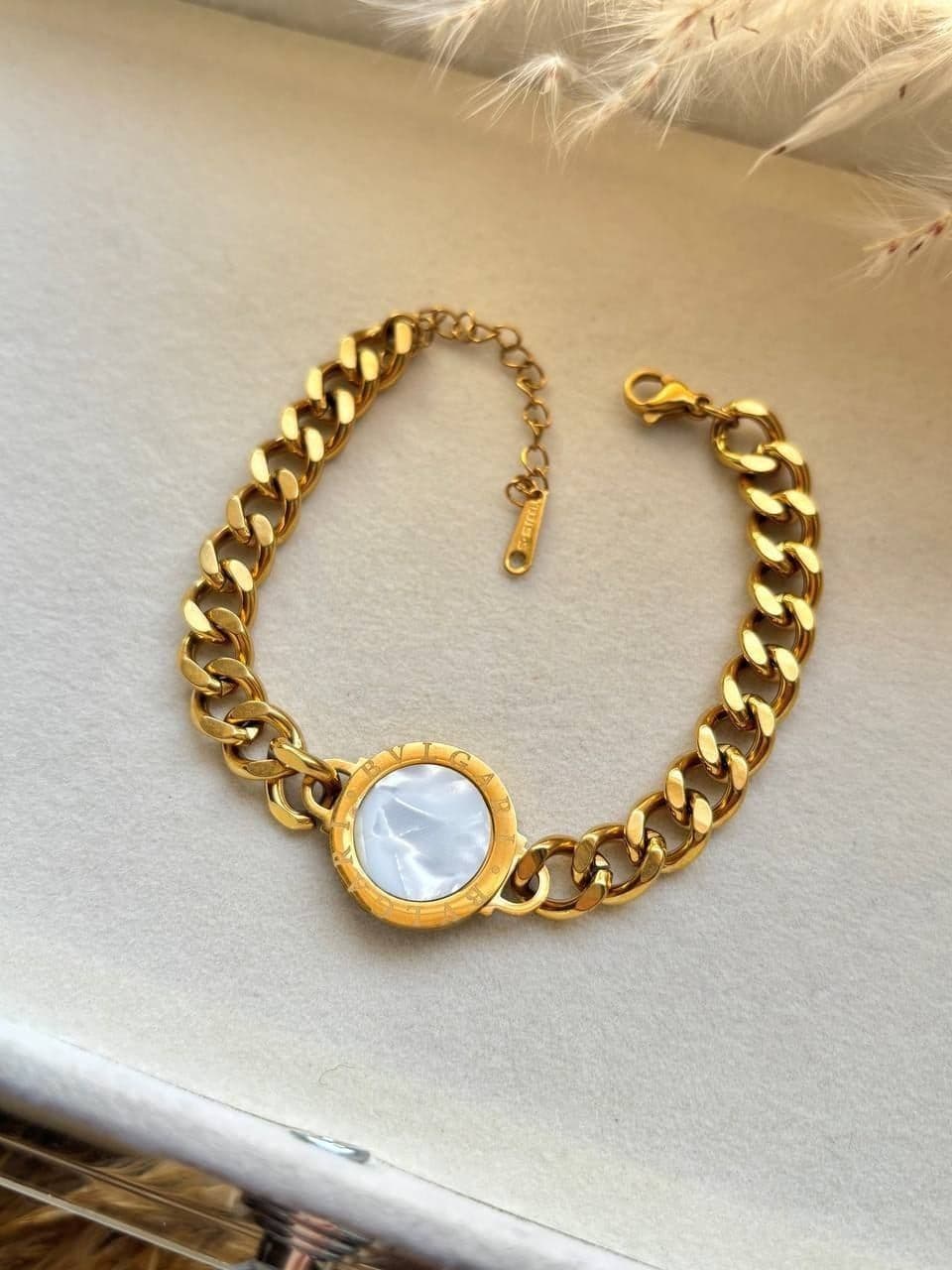 White Bvlgari Insiyal Bracelet A