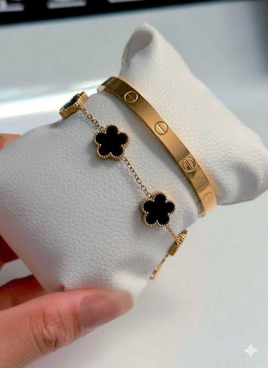 Insiyal + Black Bangle Set